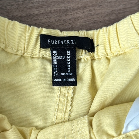 Forever 21 Twill Toggle Drawstring Cargo Pants - Picture 3 of 5